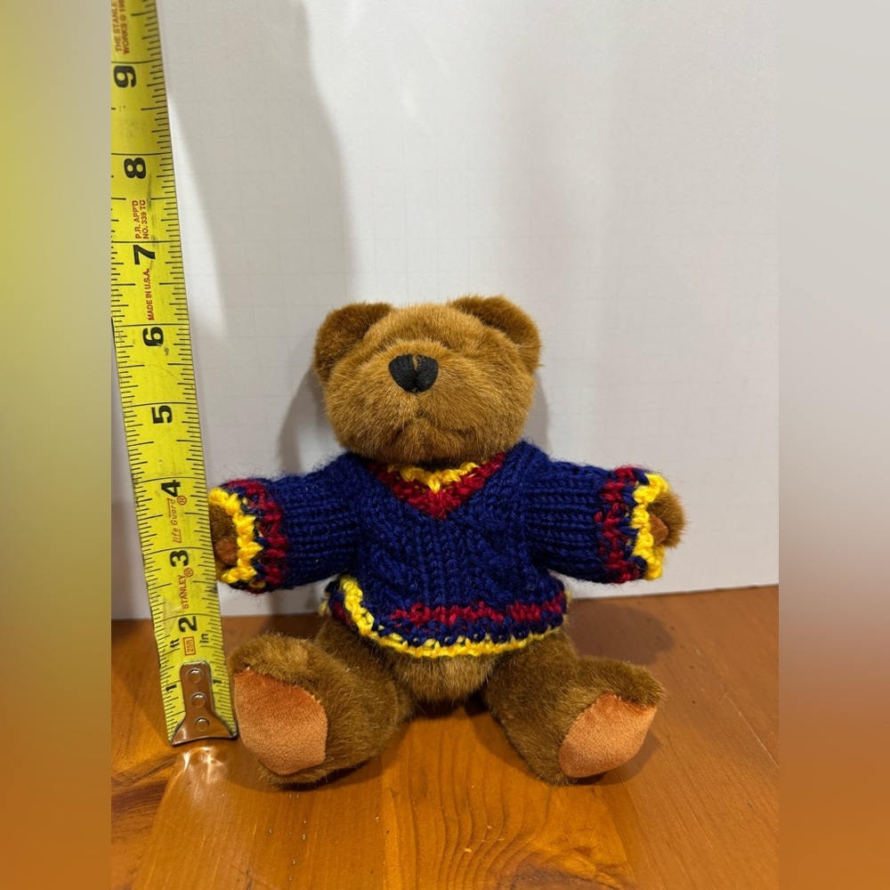 Hugfun International Vintage 2000 y2k teddy bears wearing sweaters - Picture 4 of 11